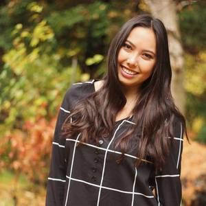 Meet your Posher, Hailey